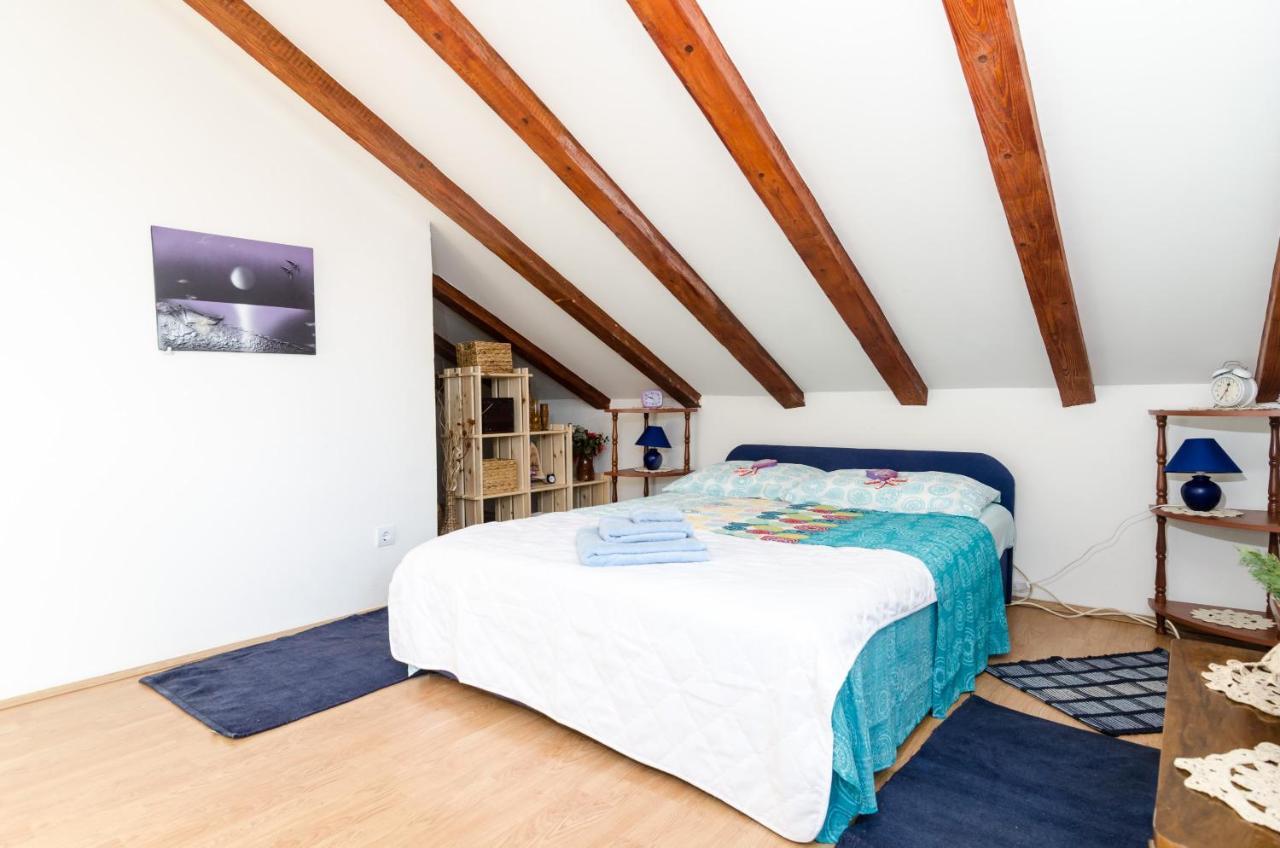 Apartament Lucija *